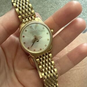 Women’s Gucci Timeless watch